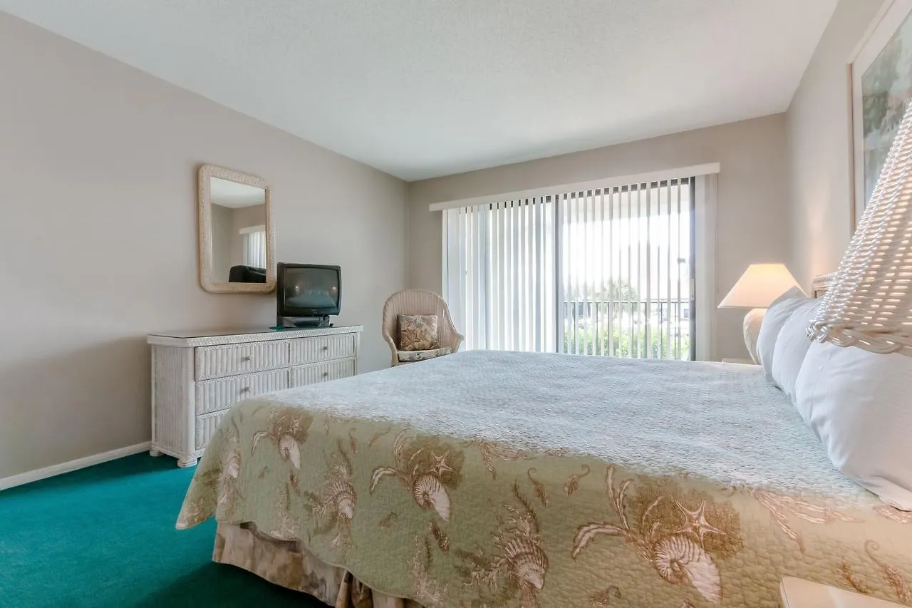 **** Aparthotel Edgewater Beach Resort By Book That Condo Panama City Beach United States