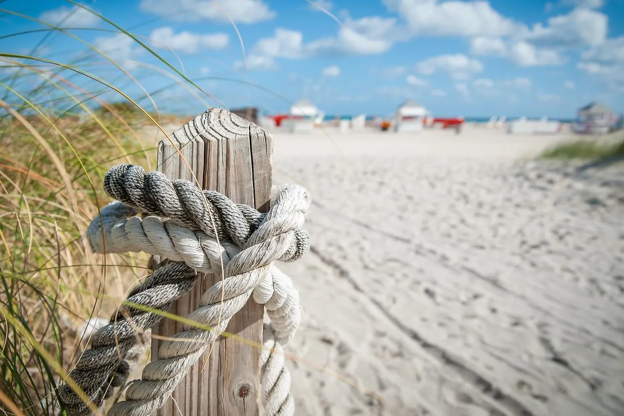 Aparthotel Edgewater Beach Resort By Book That Condo Panama City Beach